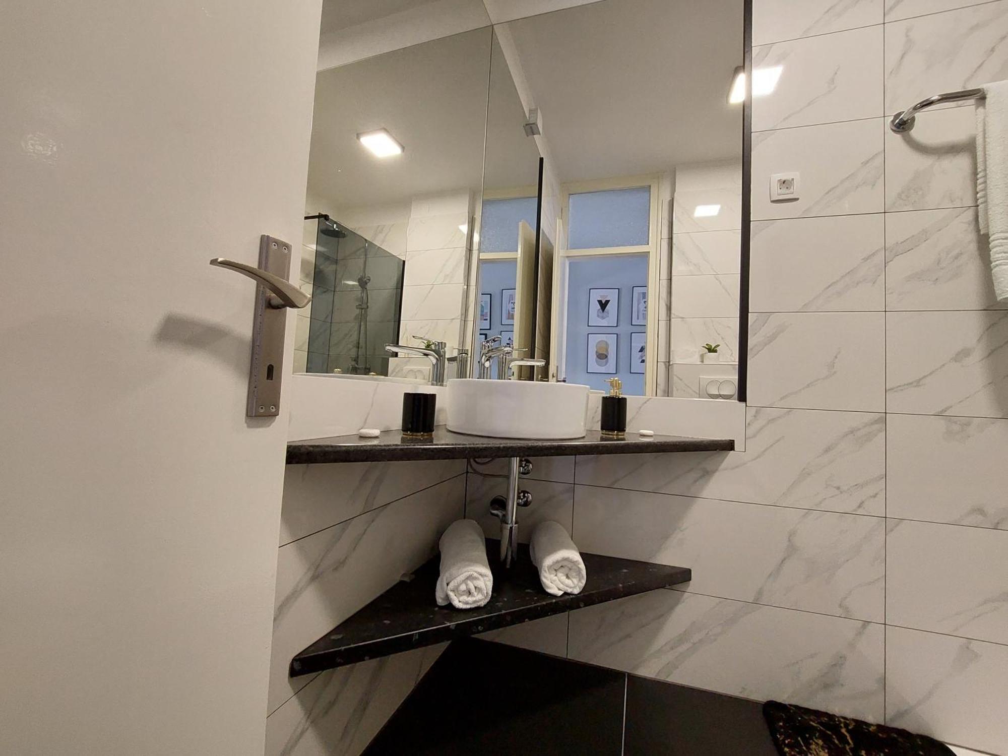 Apartment Vesel Малинска Стая снимка